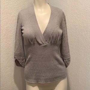 DKNY Jeans V neck 3/4 length sleeve sweater